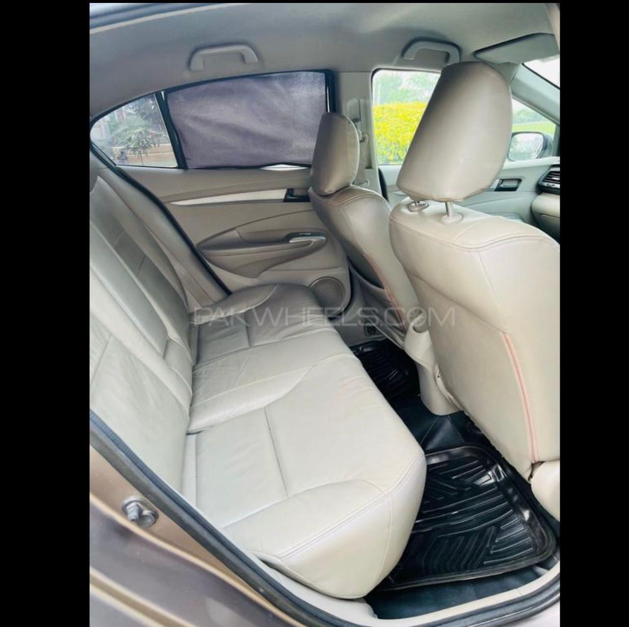 Honda City gallery thumbnail 5